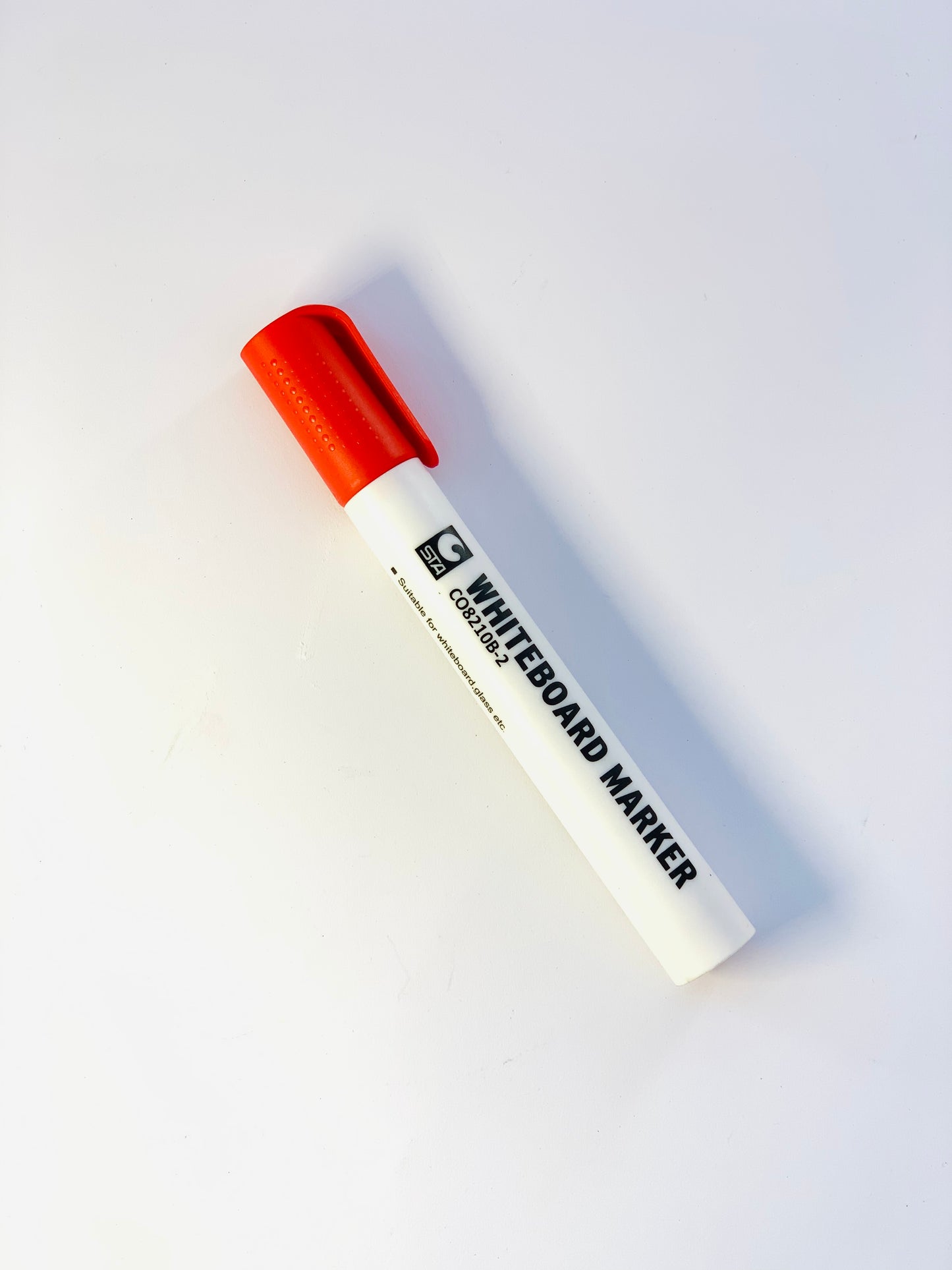 WHITE BOARD MARKER RED COLOR