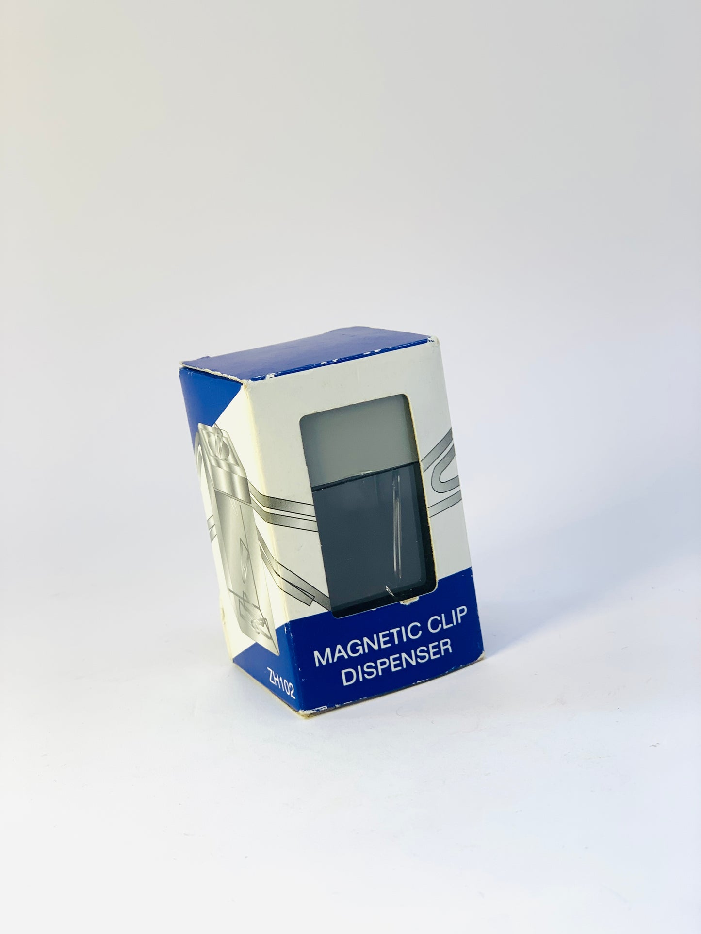 MAGNETIC PAPER CLIIP HILDER